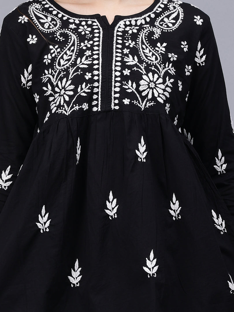 Seva Chikan Hand Embroidered Cotton Lucknowi Chikan Top